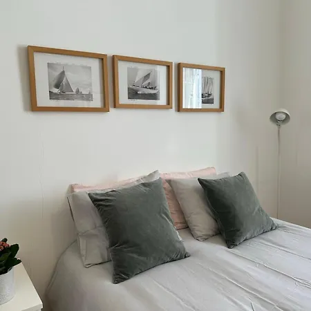 Private Comfortable In Chiado Habitación en casa particular *