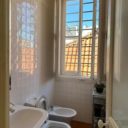 Private Comfortable In Chiado Habitación en casa particular Lisboa